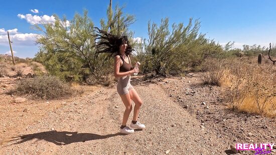 Туда, где родители не помешают кончить