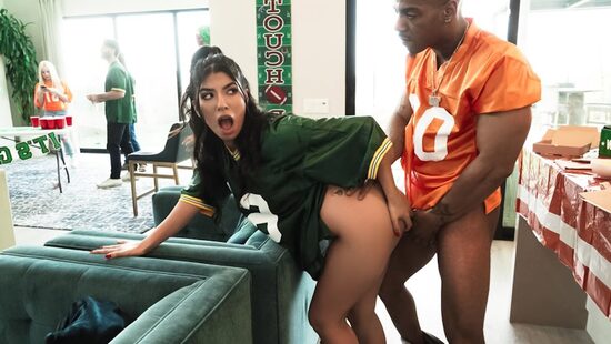 В день игры бери и еби