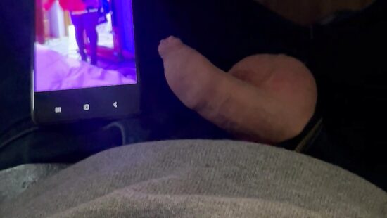 Дрочу на шлюшечку