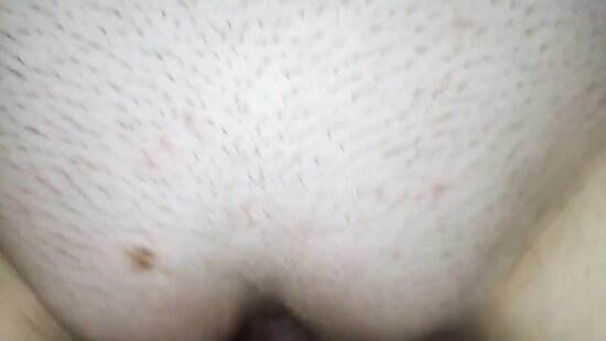 Наполняю густой и горячей спермой женскую письку