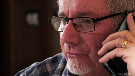 Старик словно молодой отжарил 20-летнюю внучку своего товарища