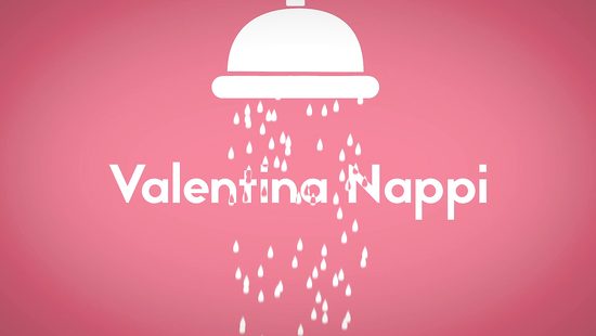 Сдал на лето дом красивой тёлке и в первый же день поимел её в очко