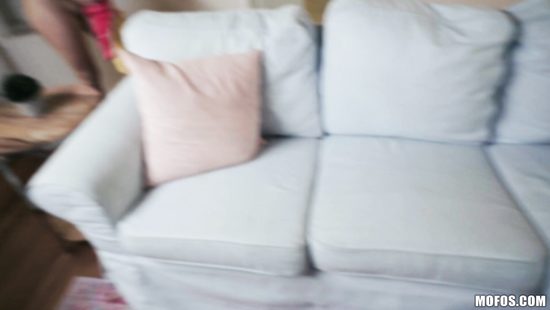 Увидел секс любовницы с бойфрендом и предложил им свой стоячий болт