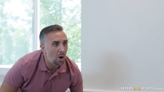 Не получилось отжарить в жопу подругу, пришлось засадить в анал её мамке