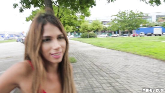 Травмированный джентльмен предложил спасительнице минет за деньги