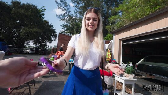 На блошином рынке