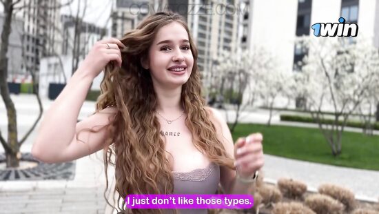 Подруга с большими сиськами - враг?