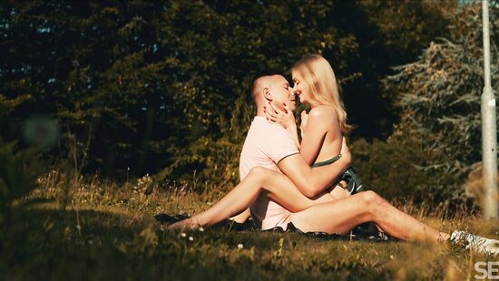 Сделаем это на качелях