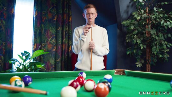 Кий, лужи и одна луза