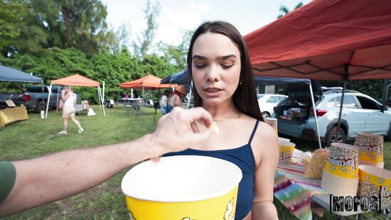 Дух секонд-хенда и возбуждения