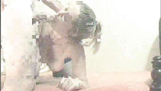 Сисястая жена сосёт хуй раком, лижет и заглатывает яички